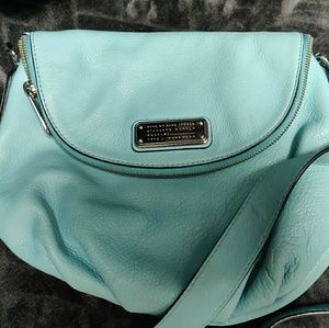 Q Natasha crossbody